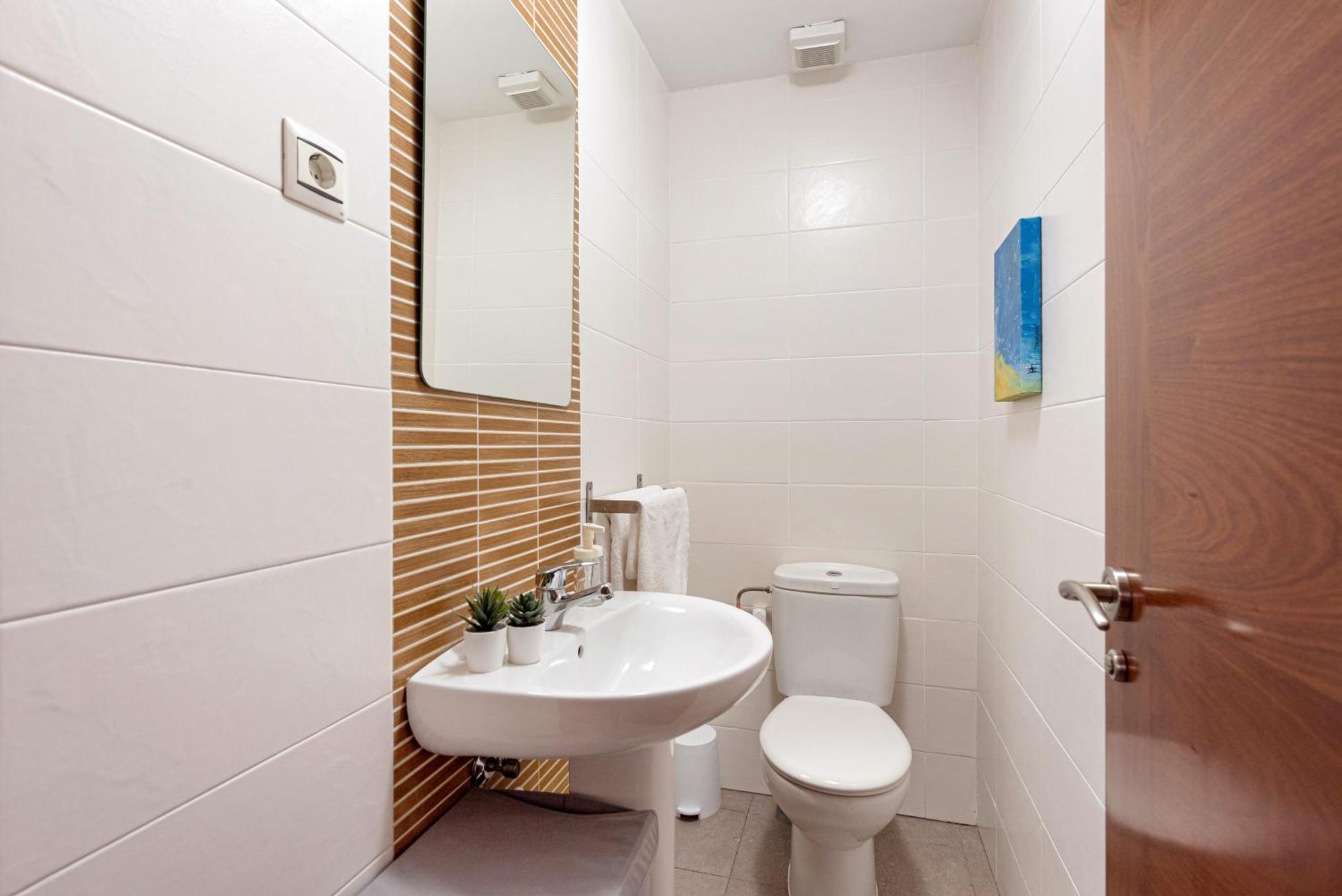 Apartament Piscina, Patio Privado Y Aparcamiento Malaga