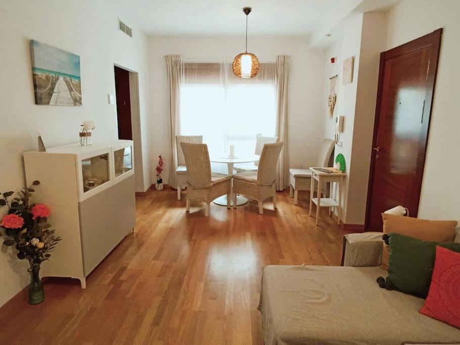 Appartamento Piscina, Patio Privado Y Aparcamiento